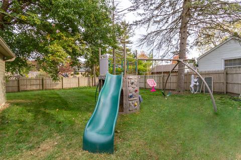 341 Vincent Pl, Elgin, IL 60123 photo 21