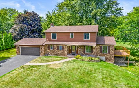 11935 Kingston Pl, Algonquin, IL 60102 photo 4
