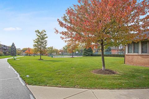 582 Fairway View Dr #1F, Wheeling, IL 60090 photo 13