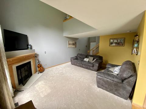 2463 Amber Ln, Elgin, IL 60123 photo 4