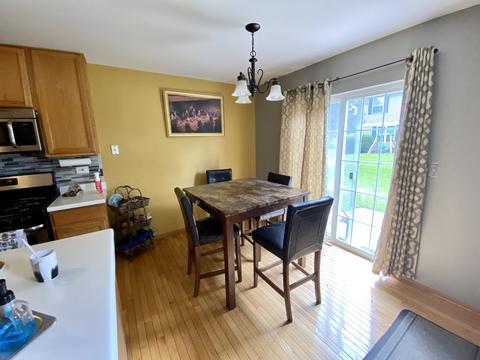 2463 Amber Ln, Elgin, IL 60123 photo 5