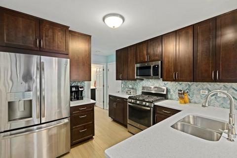 3076 Anton Cir, Aurora, IL 60504 photo 10