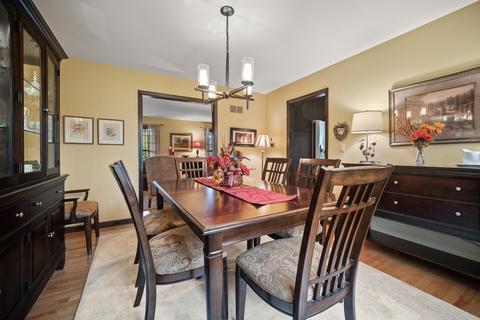823 Brookside Dr, Bartlett, IL 60103 photo 9