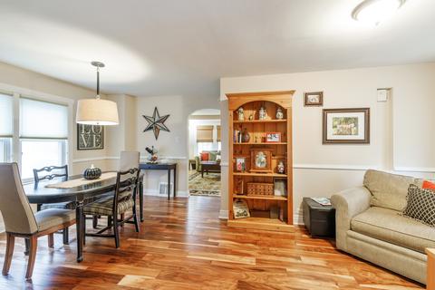 9507 Jackson Ave, Brookfield, IL 60513 photo 6