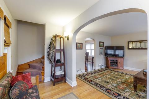 9507 Jackson Ave, Brookfield, IL 60513 photo 3