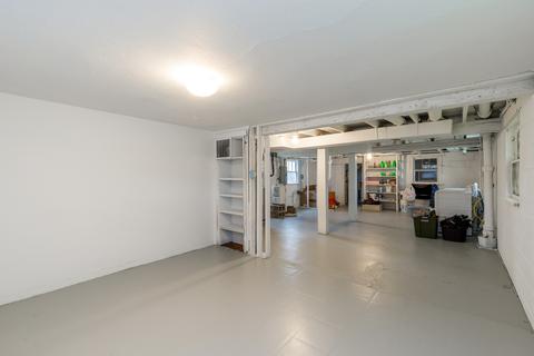 9507 Jackson Ave, Brookfield, IL 60513 photo 14