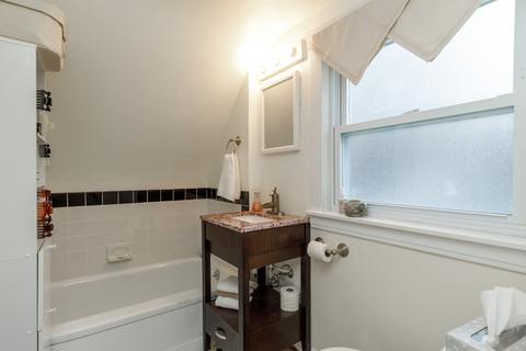 9507 Jackson Ave, Brookfield, IL 60513 photo 13