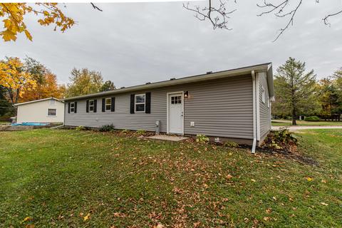 104 Wolf St, Walnut, IL 61376 photo 39