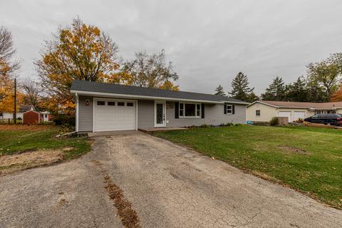104 Wolf St, Walnut, IL 61376 photo 41