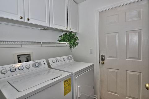 641 Lancaster Cir, Elgin, IL 60123 photo 10