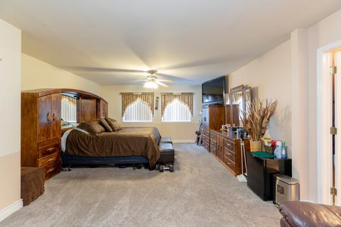 2601 E Hammond Ave, Burnham, IL 60633 photo 6