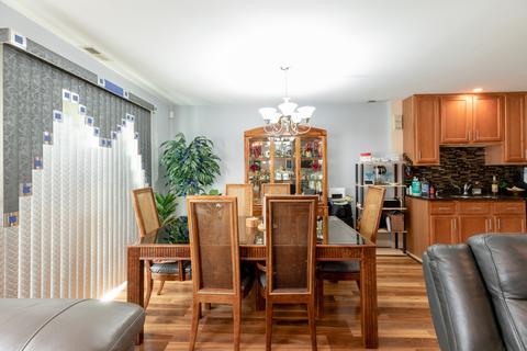 2601 E Hammond Ave, Burnham, IL 60633 photo 5