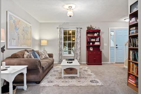910 Perry Ln, Normal, IL 61761 photo 10