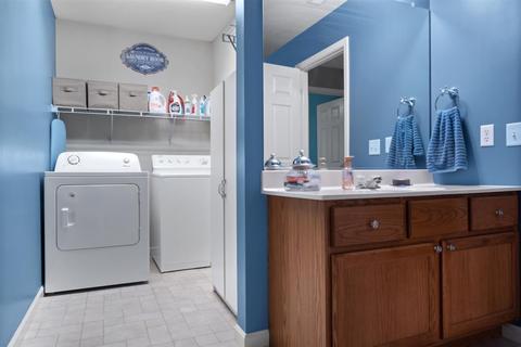 910 Perry Ln, Normal, IL 61761 photo 26