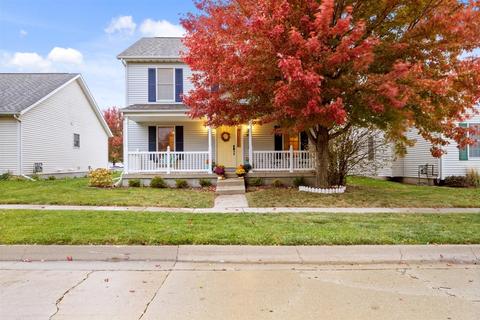 910 Perry Ln, Normal, IL 61761 photo 1