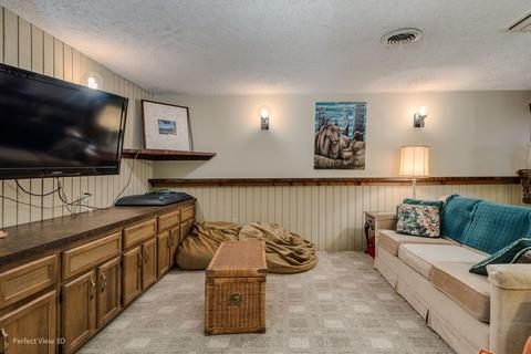 402 Briar Ln, Morris, IL 60450 photo 21
