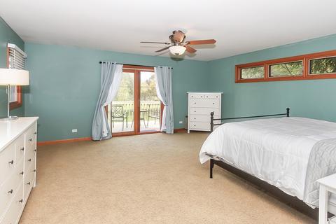 255 N Oak Ave, Bartlett, IL 60103 photo 14