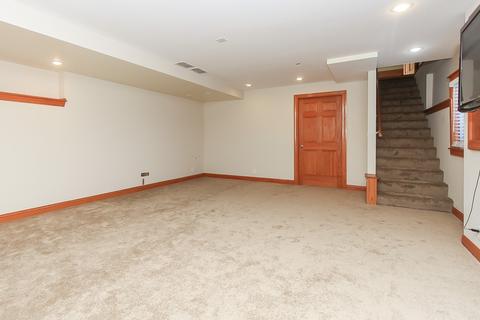 255 N Oak Ave, Bartlett, IL 60103 photo 25