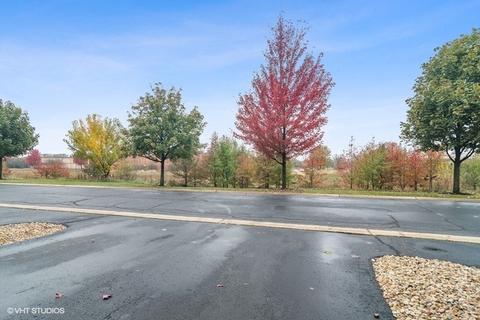 2476 Georgetown Cir, Aurora, IL 60503 photo 17