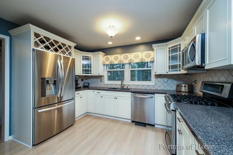 4355 Lombardy Ln, Hoffman Estates, IL 60192 photo 3