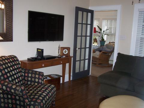 705 Center St, Mchenry, IL 60050 photo 5