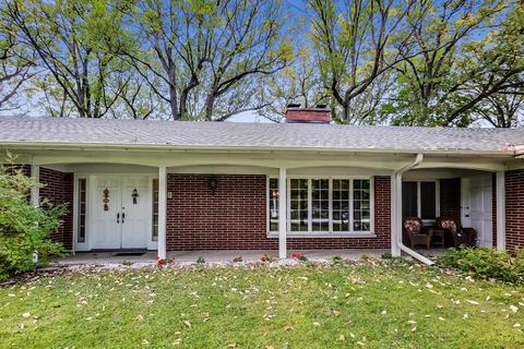 730 Victor Rd, Aurora, IL 60504 photo 1