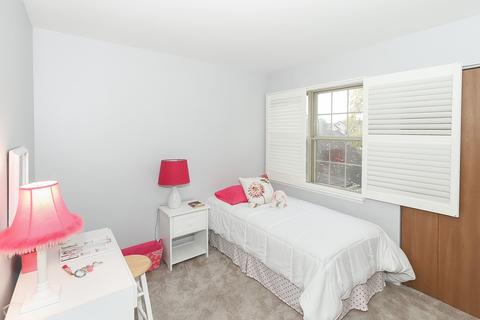 984 Ridgefield Ln, Wheeling, IL 60090 photo 21