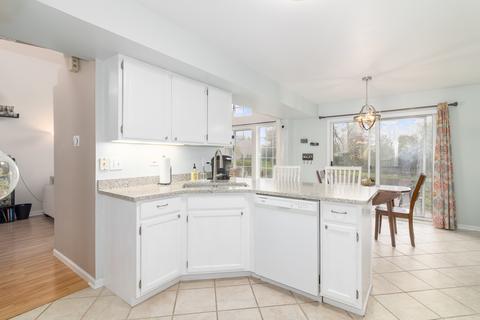 1359 Spaulding Rd, Bartlett, IL 60103 photo 9