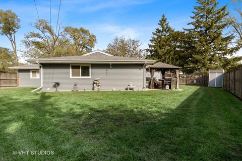 590 Olive St, Hoffman Estates, IL 60169 photo 18