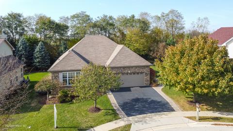 808 Beech Dr, Elgin, IL 60120 photo 1