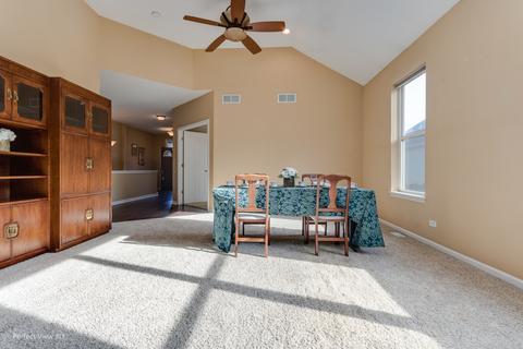 808 Beech Dr, Elgin, IL 60120 photo 6