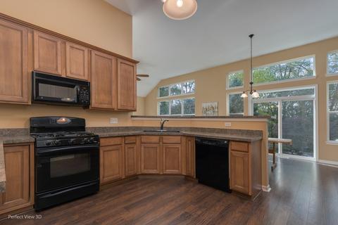 808 Beech Dr, Elgin, IL 60120 photo 7