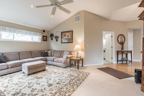 3506 Kingfisher Ln, Rolling Meadows, IL 60008 photo 17