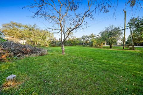 7895 Circle Dr, Burr Ridge, IL 60527 photo 24