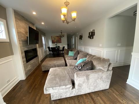 8126 S Champlain Ave, Chicago, IL 60619 photo 4