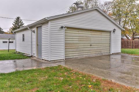 400 Broadmeadow Rd, Rantoul, IL 61866 photo 3