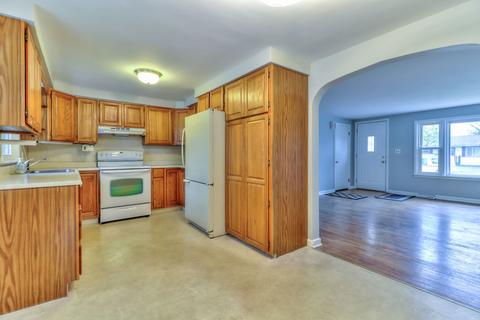 400 Broadmeadow Rd, Rantoul, IL 61866 photo 9