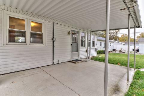 400 Broadmeadow Rd, Rantoul, IL 61866 photo 5