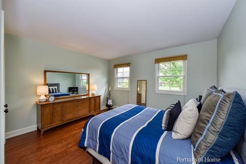 1718 Dickinson Dr, Wheaton, IL 60189 photo 13