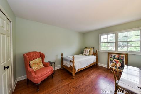 1718 Dickinson Dr, Wheaton, IL 60189 photo 16