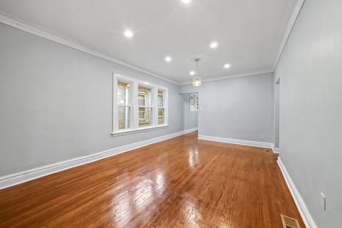 1632 E 84th St, Chicago, IL 60617 photo 12