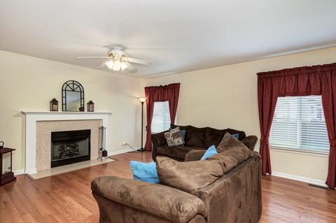 2902 Discovery Dr, Plainfield, IL 60586 photo 12