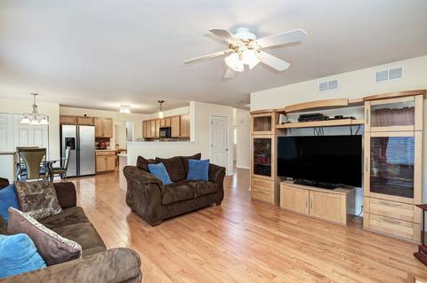 2902 Discovery Dr, Plainfield, IL 60586 photo 14