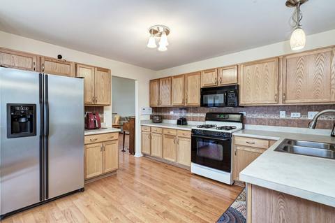 2902 Discovery Dr, Plainfield, IL 60586 photo 16