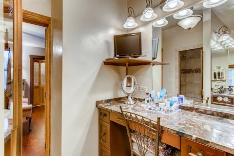 607 South St, Elgin, IL 60123 photo 17