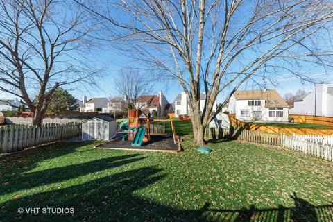 492 Rose Ln, Bartlett, IL 60103 photo 5
