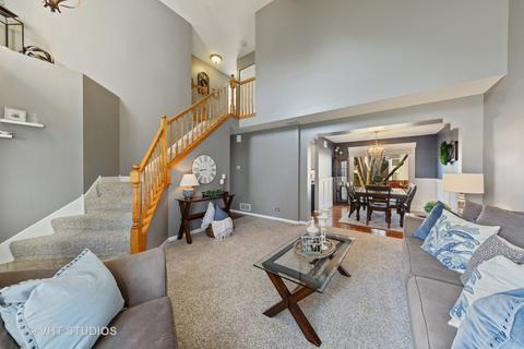 492 Rose Ln, Bartlett, IL 60103 photo 7