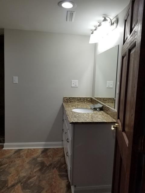 1979 Lee St, Des Plaines, IL 60018 photo 16
