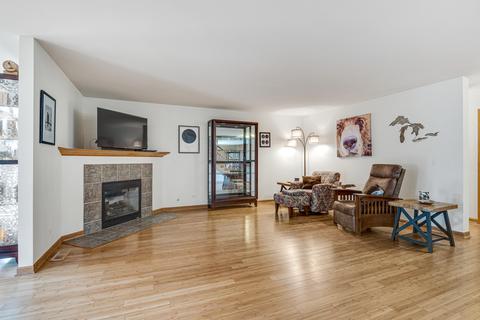 703 Spring Dr, Marengo, IL 60152 photo 9