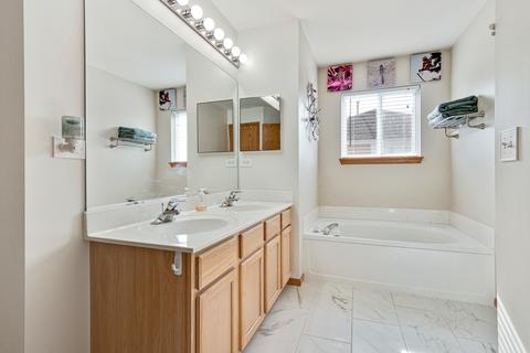 703 Spring Dr, Marengo, IL 60152 photo 17